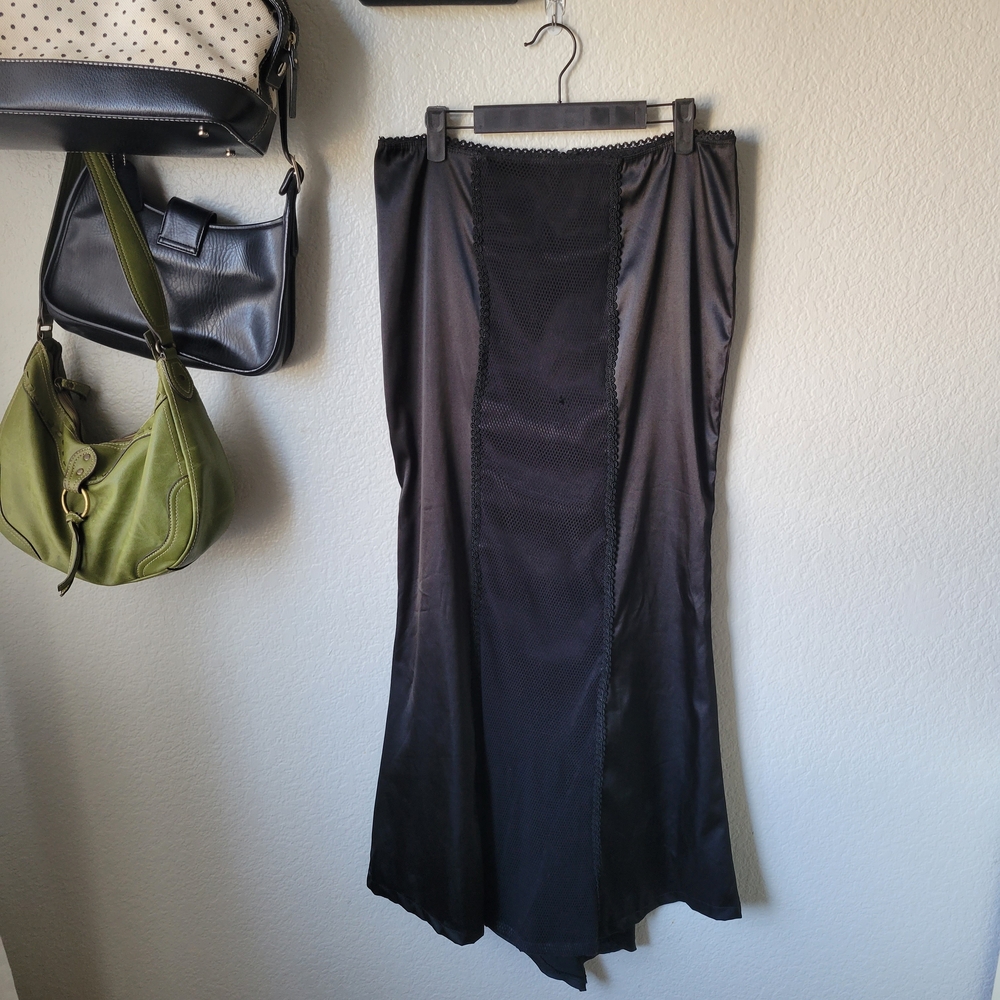 Morbid Threads Black Lace-Trim Skirt